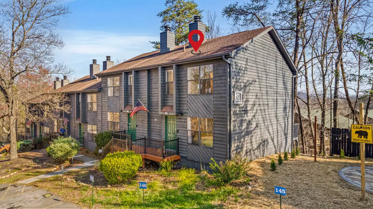 Pinecrest Townhomes
