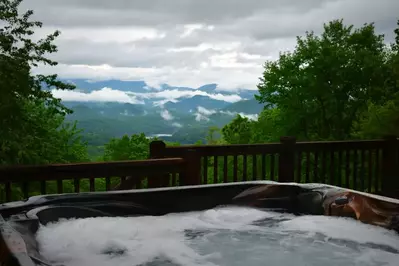 hot tub at a Smoky Mountain cabin