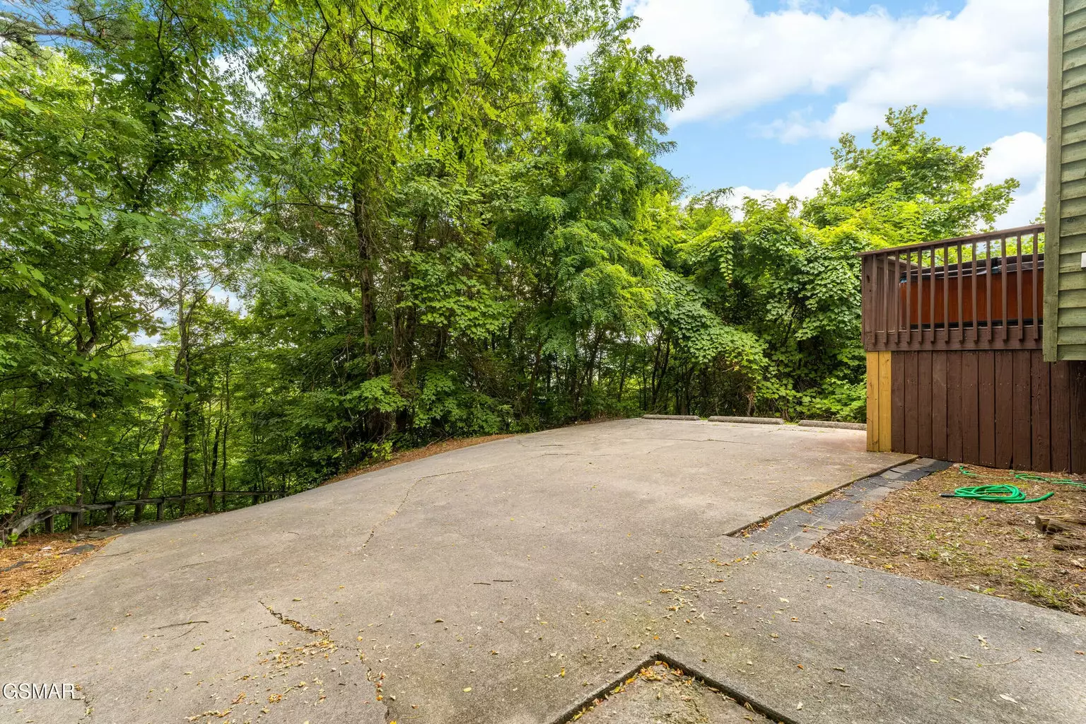 1658 Zurich Rd Road