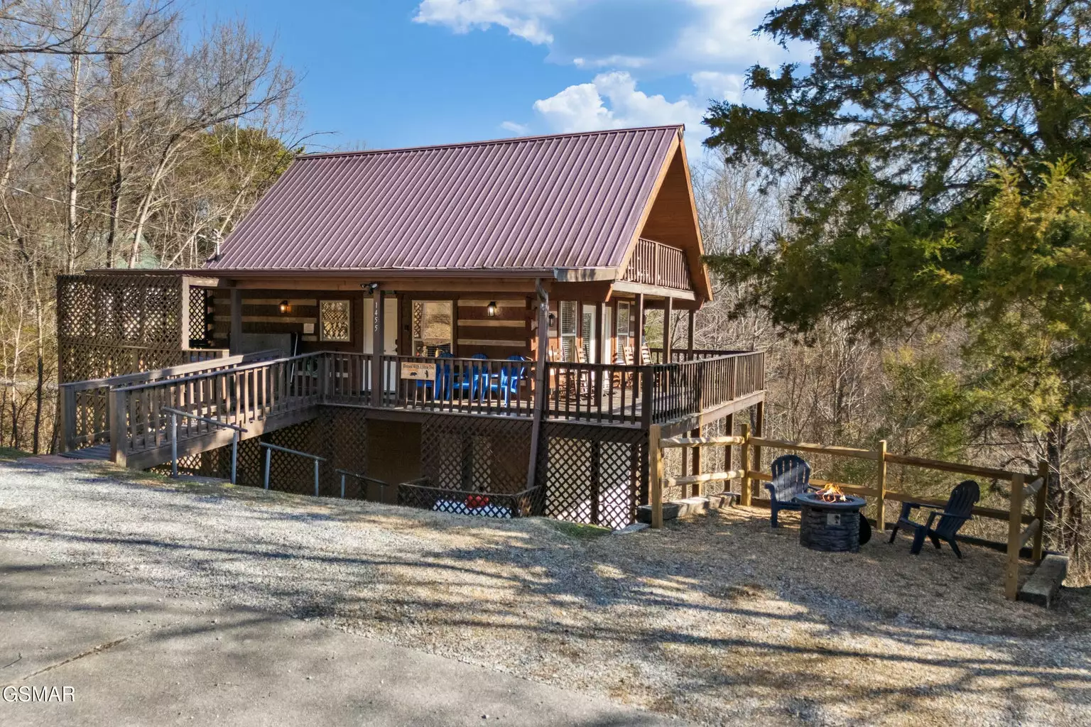 1455 Honey Oaks Way