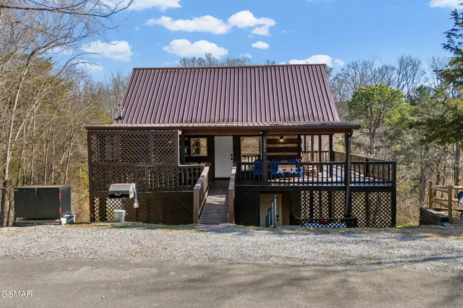 1455 Honey Oaks Way