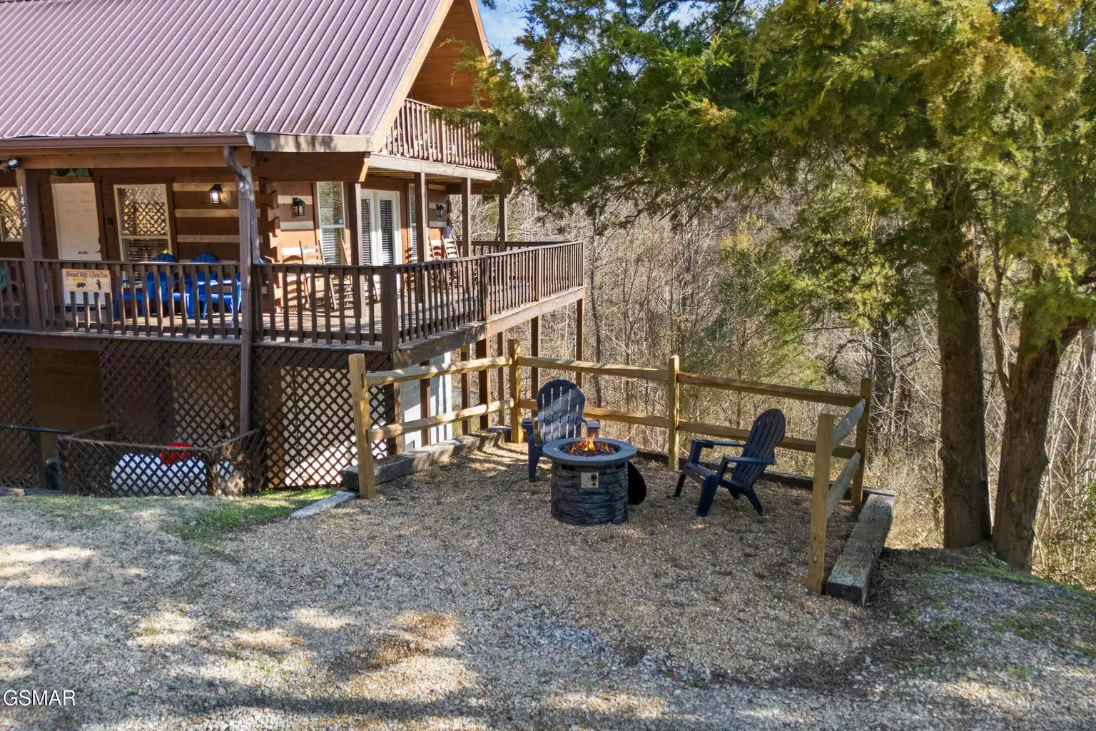 1455 Honey Oaks Way