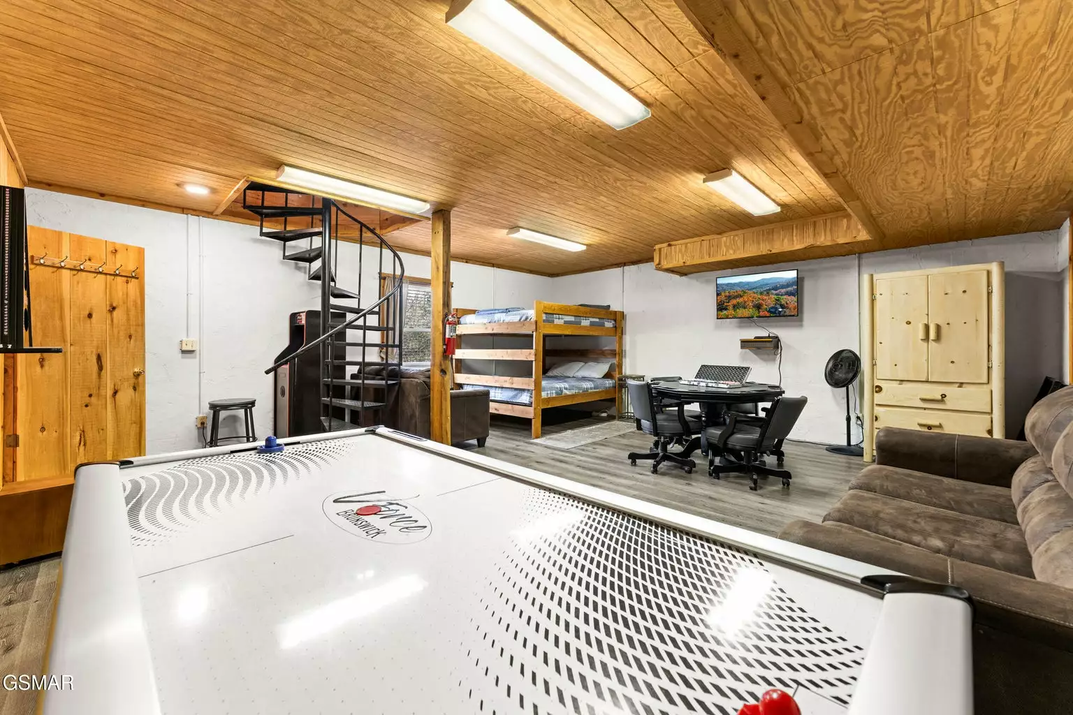1455 Honey Oaks Way