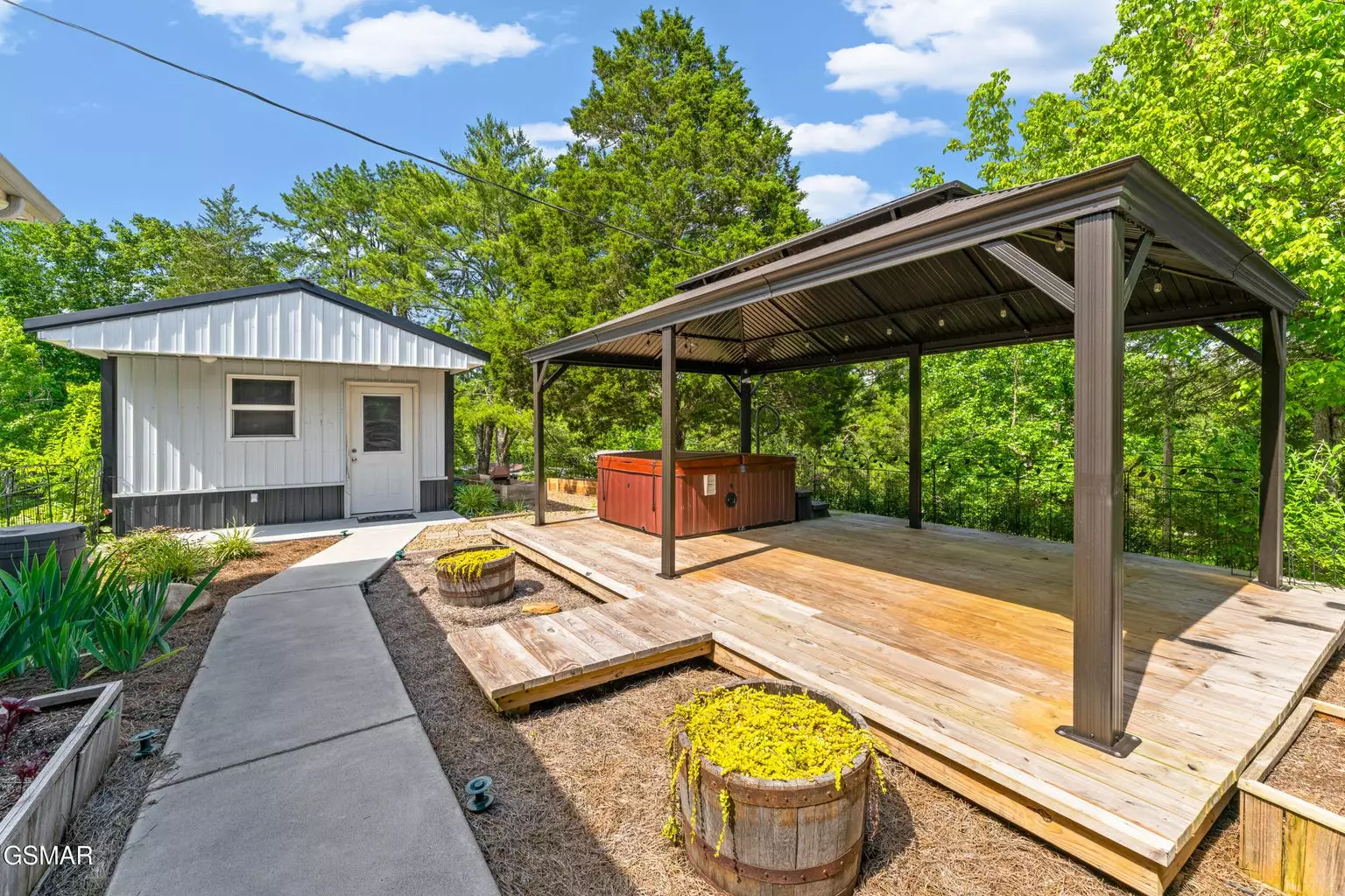 1732 Ed Huff Circle