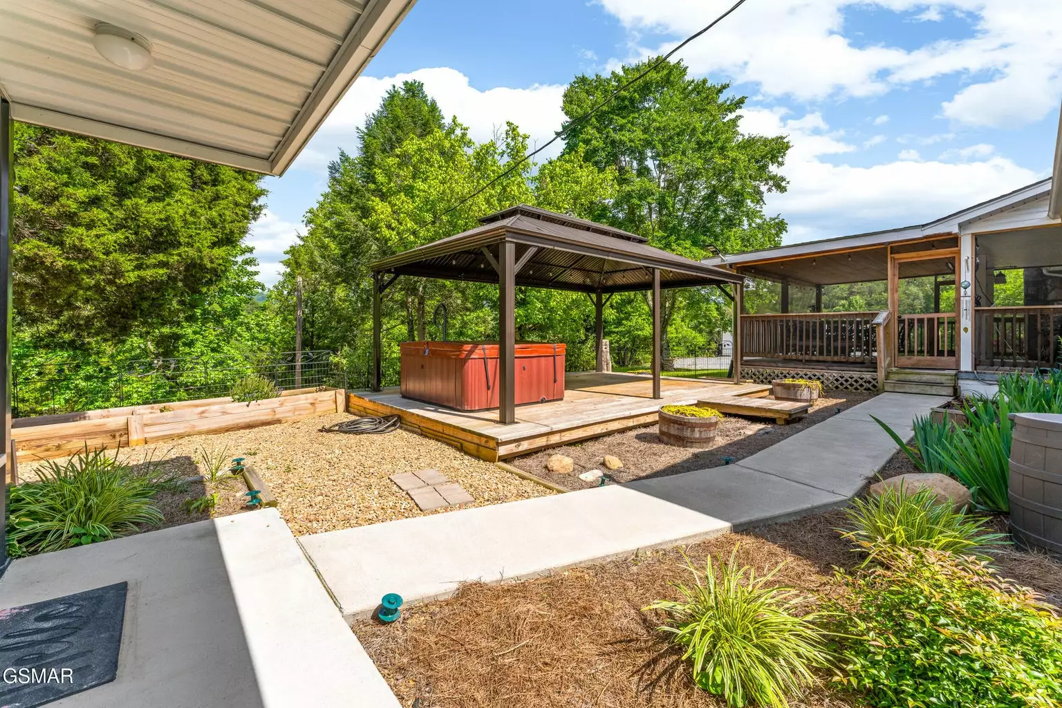 1732 Ed Huff Circle