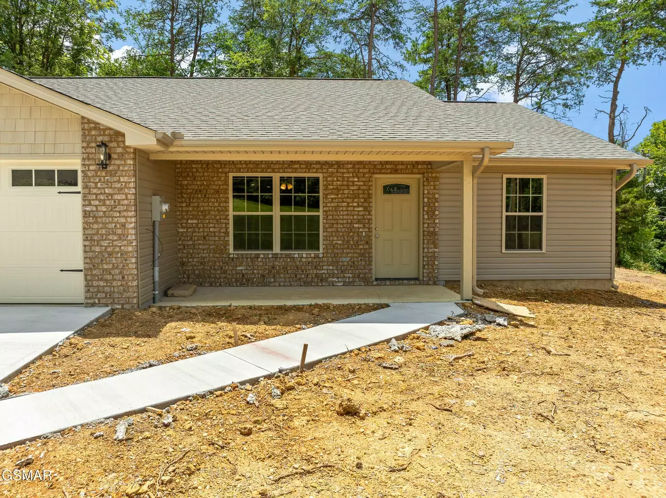 1018 Cedar Ln Lane