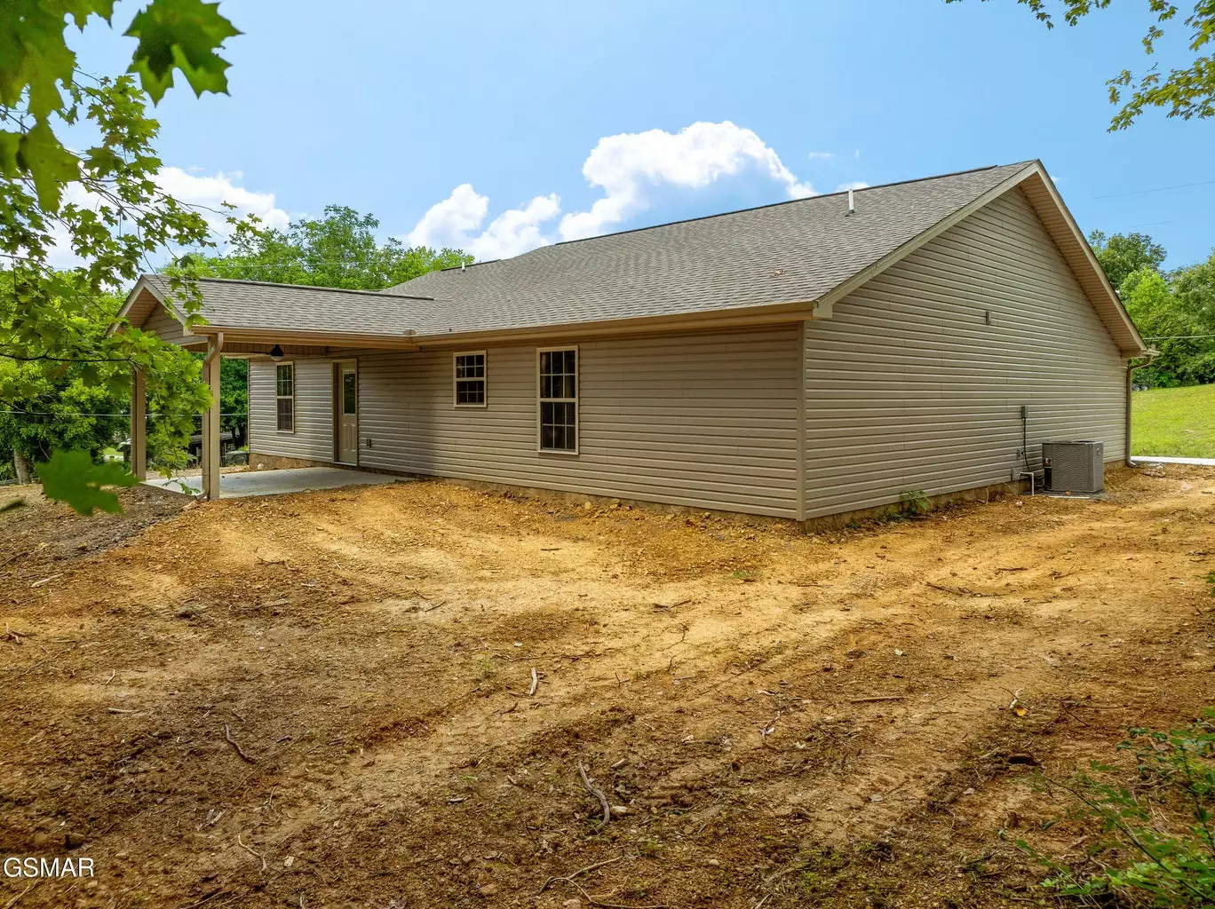 1018 Cedar Ln Lane