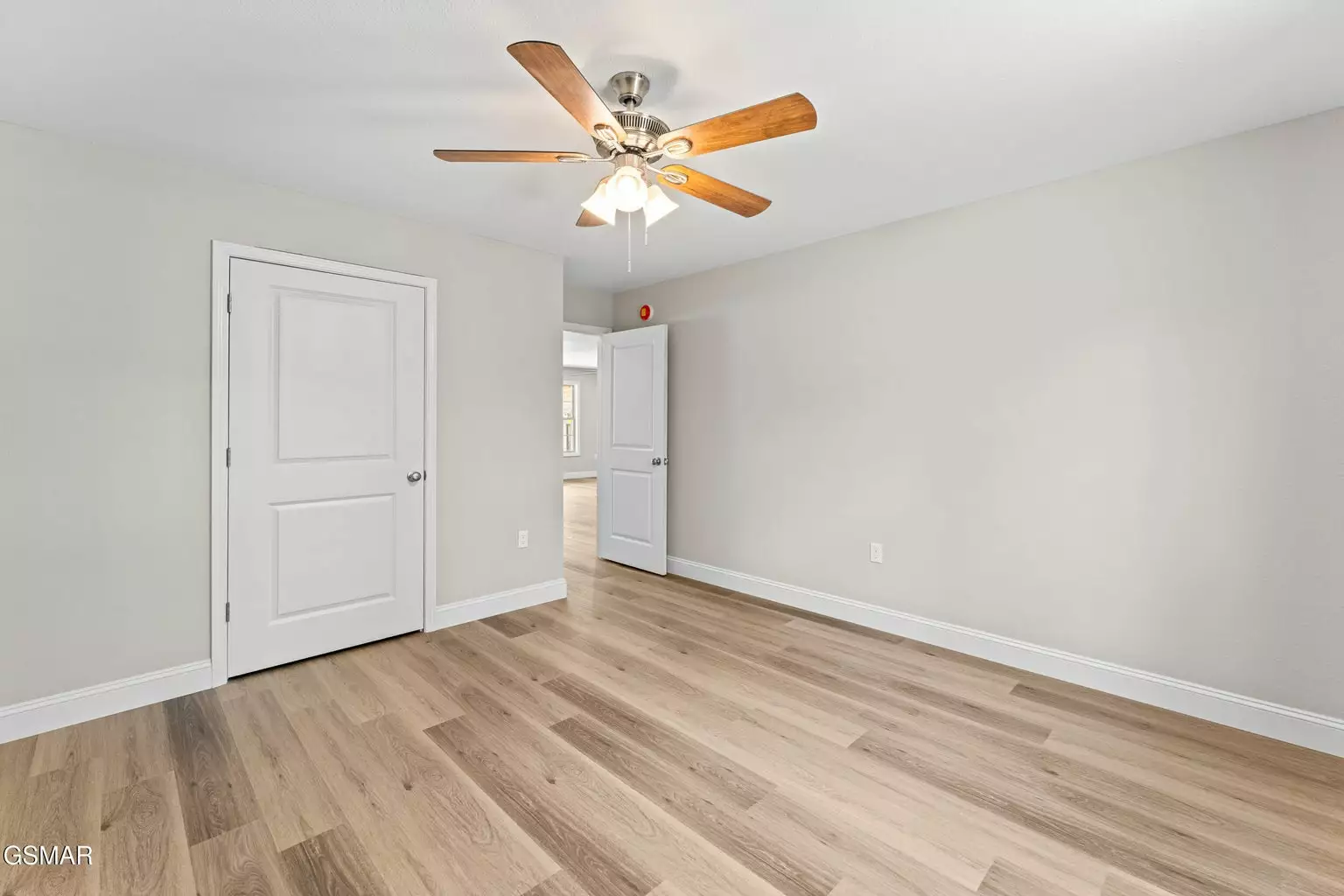 1018 Cedar Ln Lane