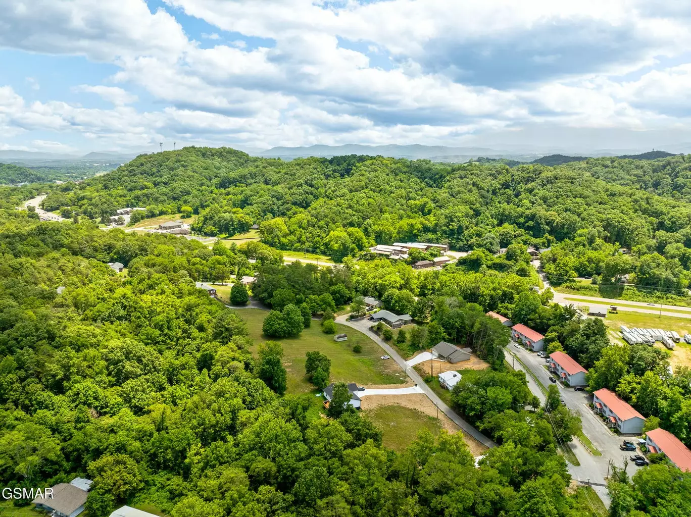1018 Cedar Ln Lane