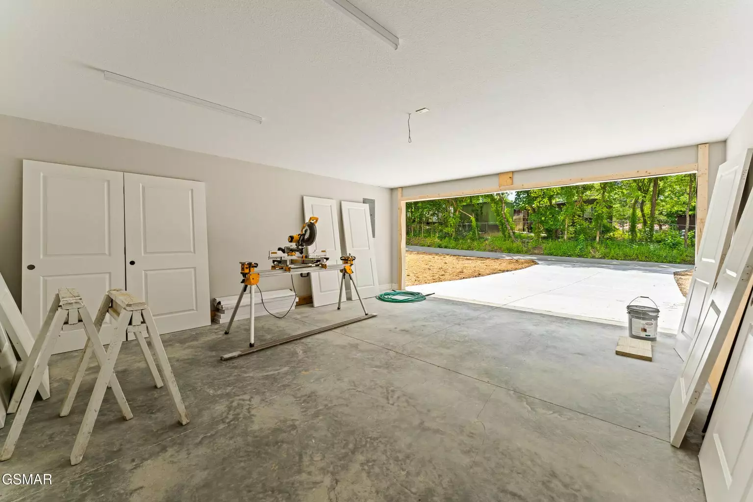 1039 Cedar Ln Lane