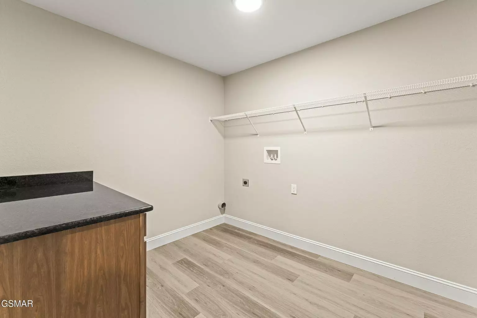 1039 Cedar Ln Lane
