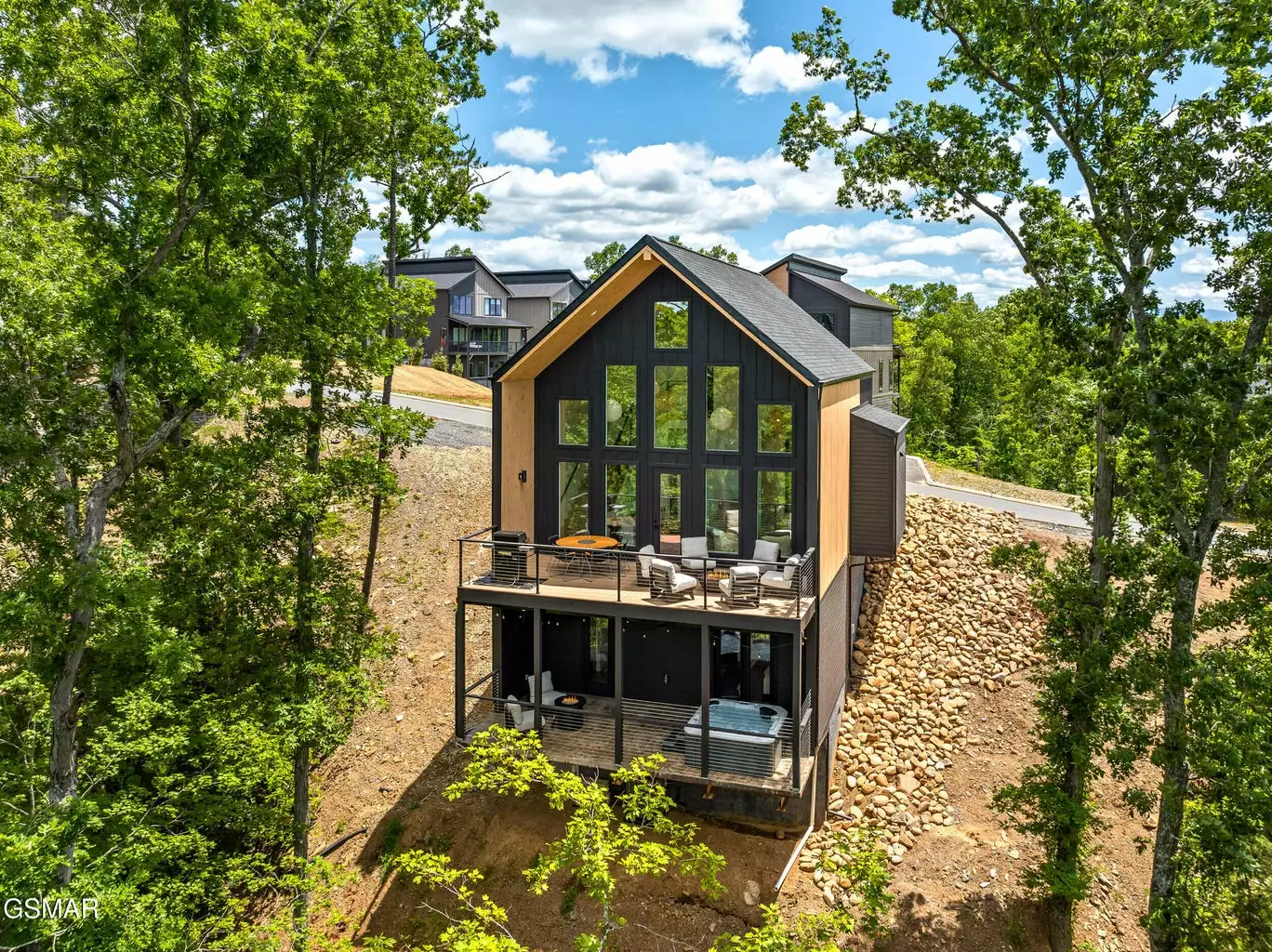 1163 Reedmont Way