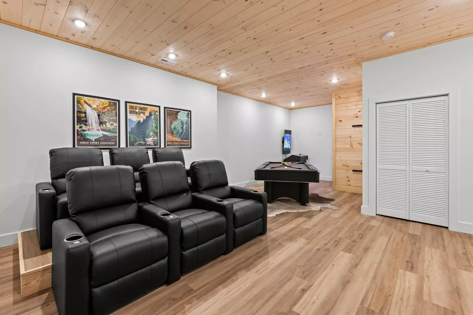 1302 Reedmont Way