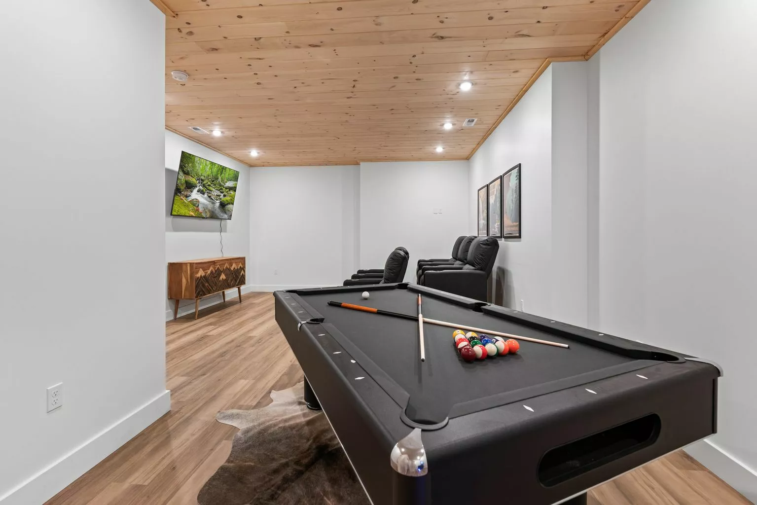 1302 Reedmont Way