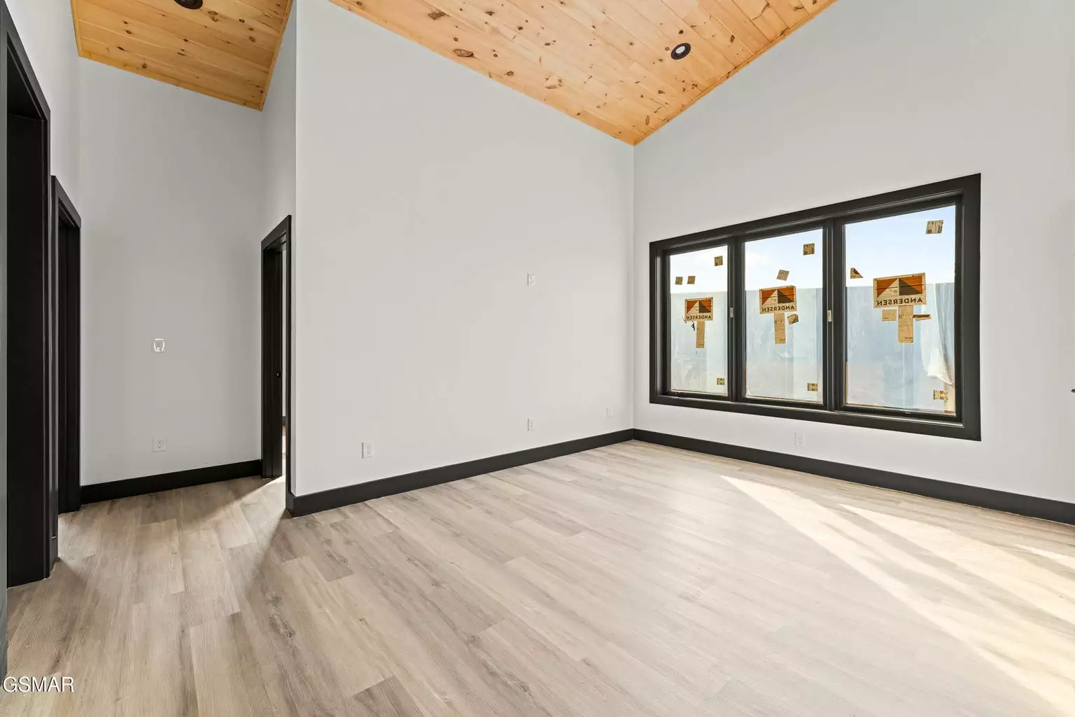 1409 Reedmont Way