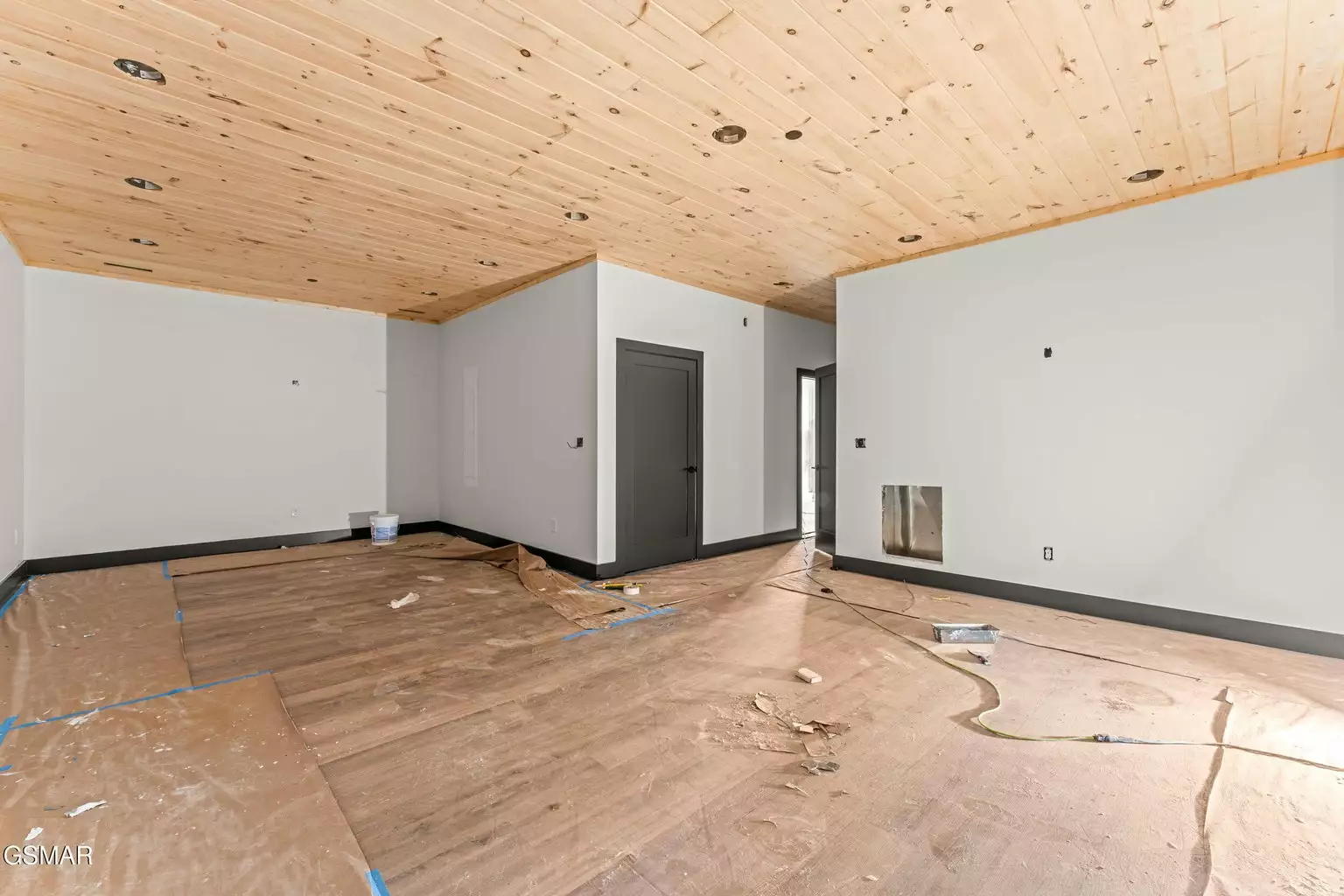 1409 Reedmont Way