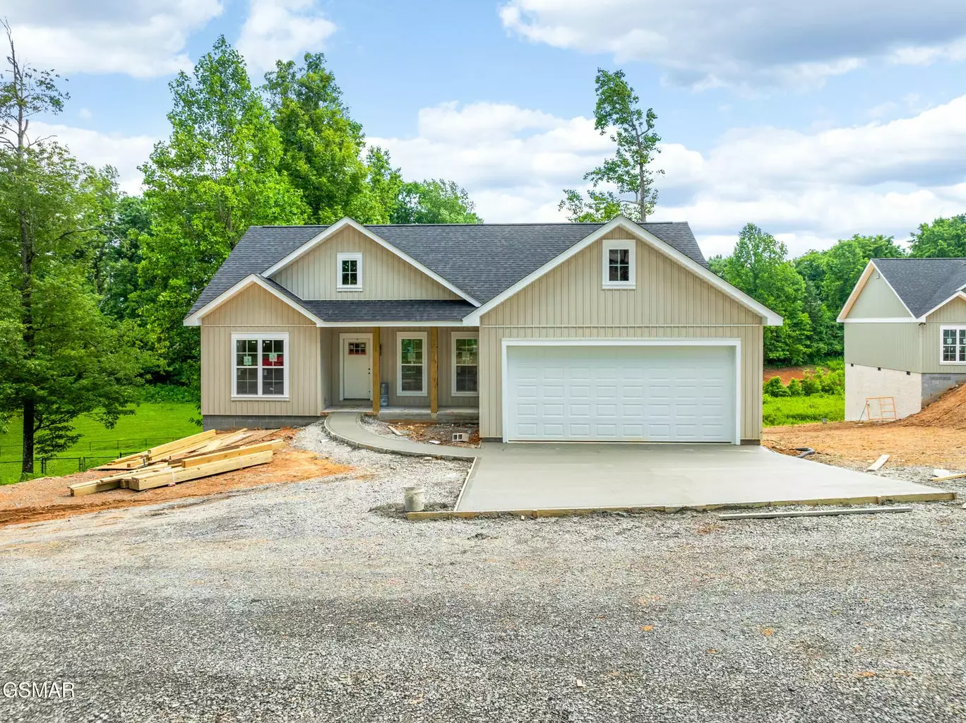2319 Geraldine Way