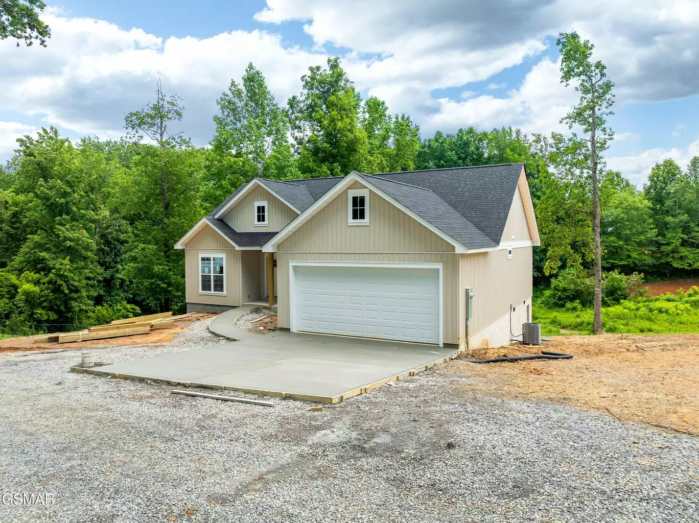 2319 Geraldine Way