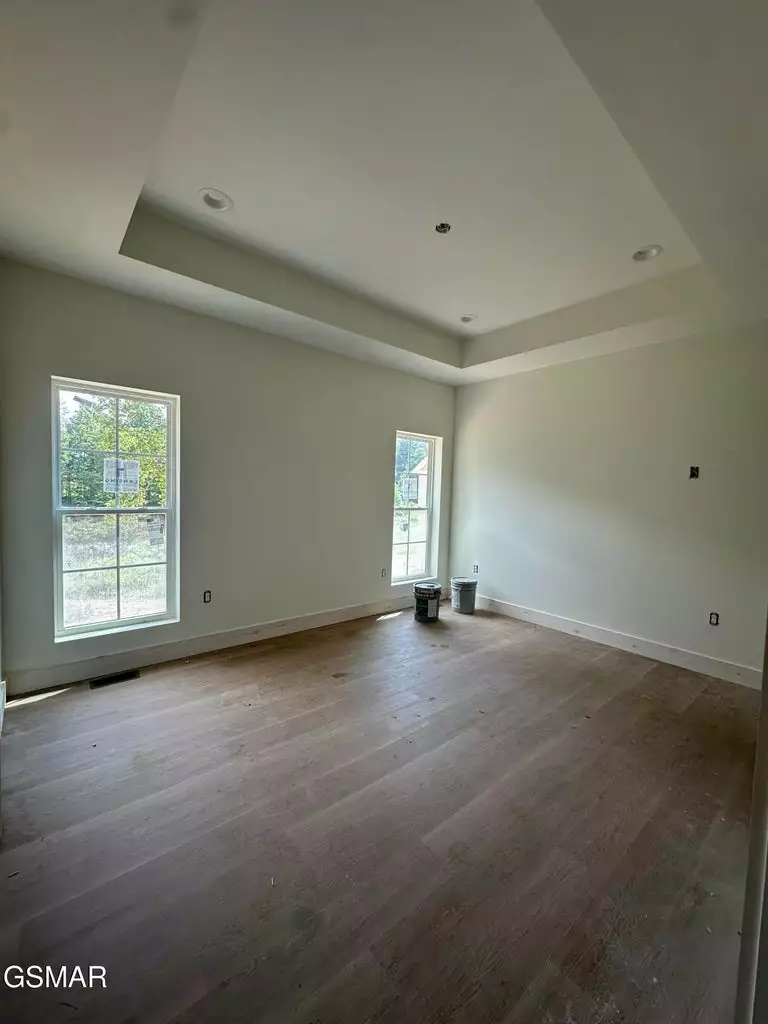 2319 Geraldine Way