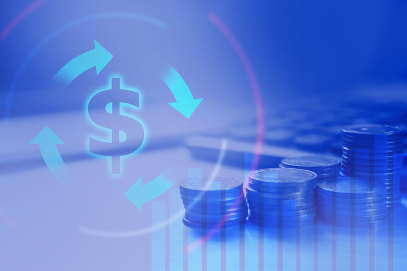 cash flow icon and stacks of coins