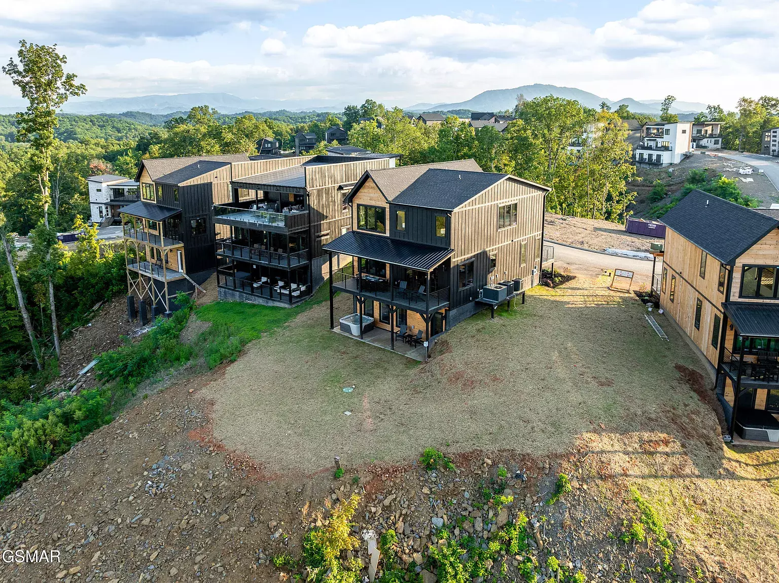 1409 Reedmont Way