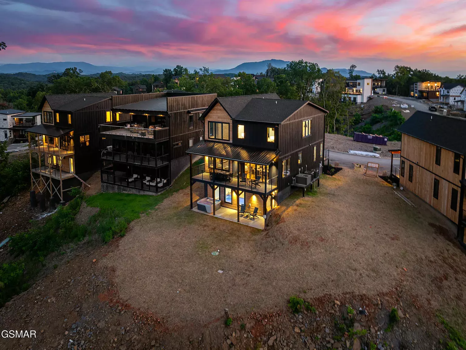 1409 Reedmont Way