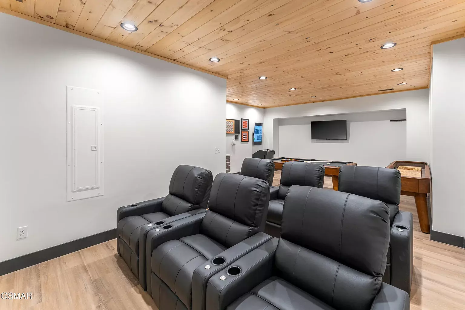 1409 Reedmont Way