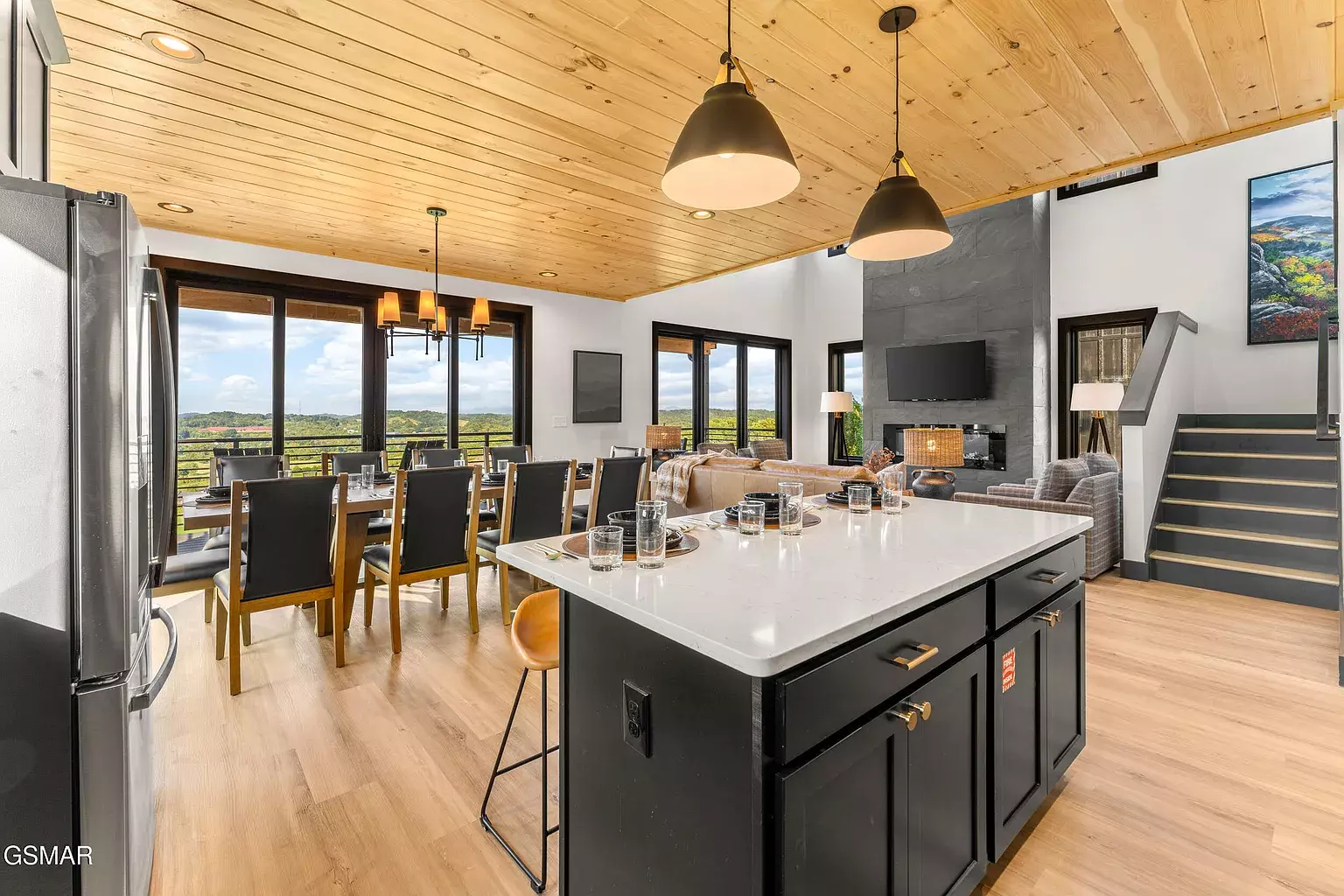 1409 Reedmont Way