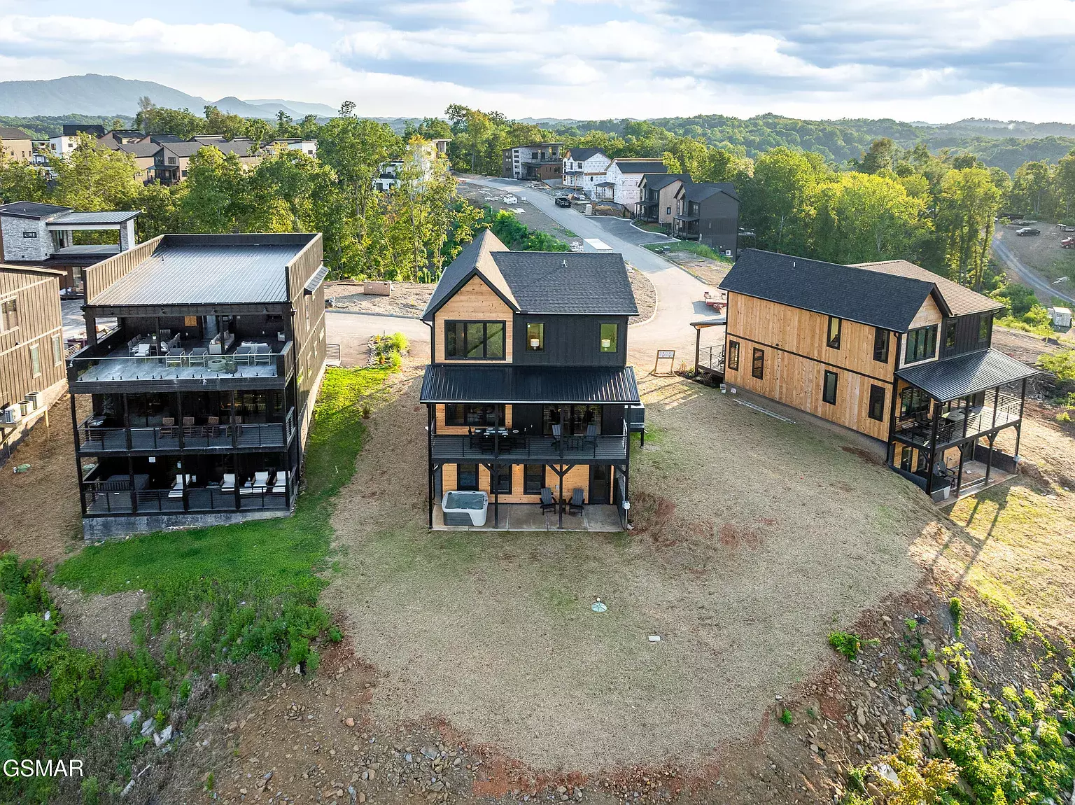 1409 Reedmont Way