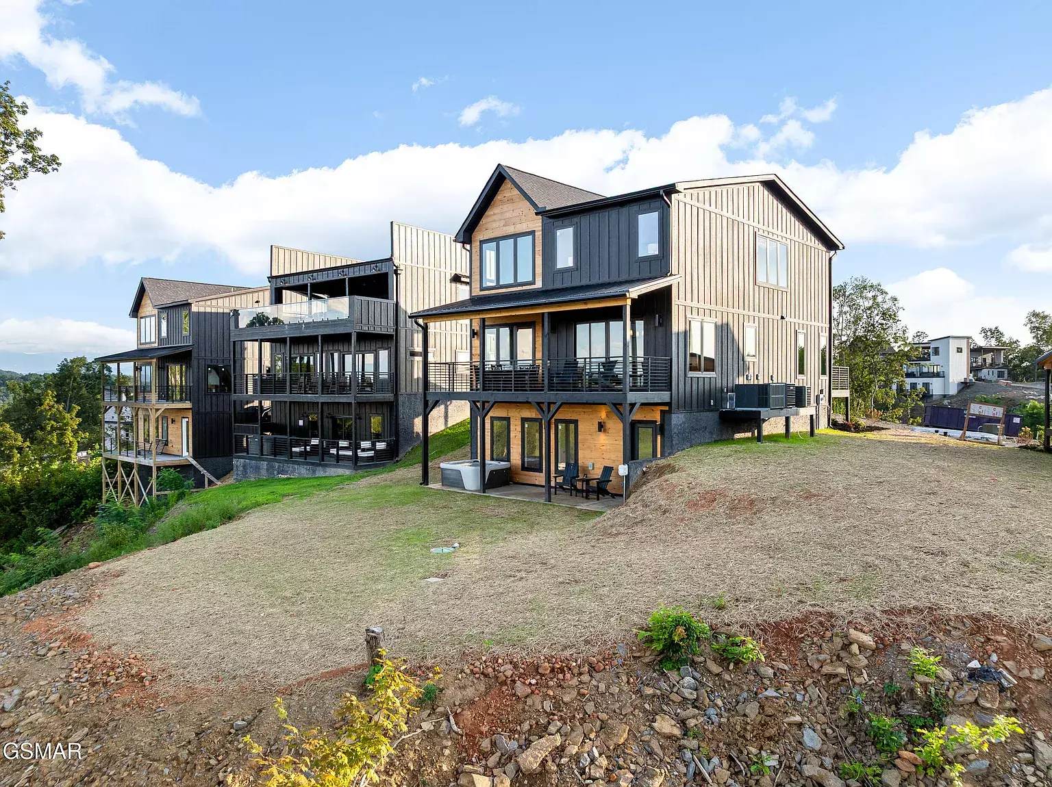 1409 Reedmont Way