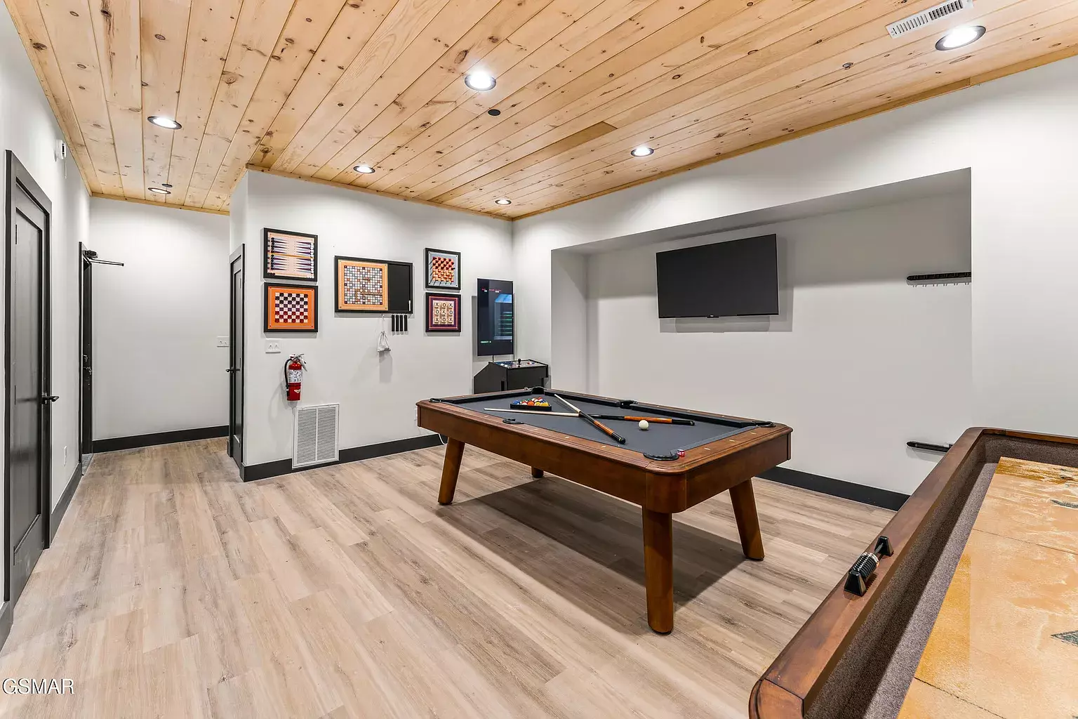 1405 Reedmont Way