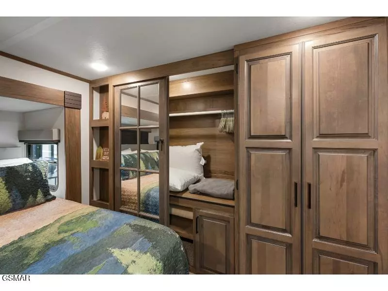 4229 E Parkway #282