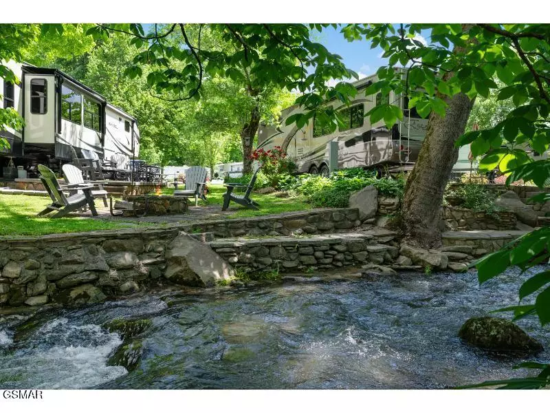 4229 E Parkway #282