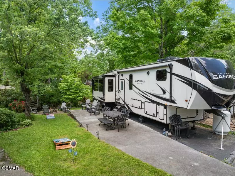 4229 E Parkway #282