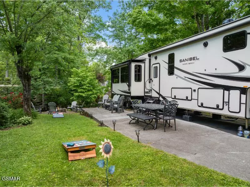 4229 E Parkway #282