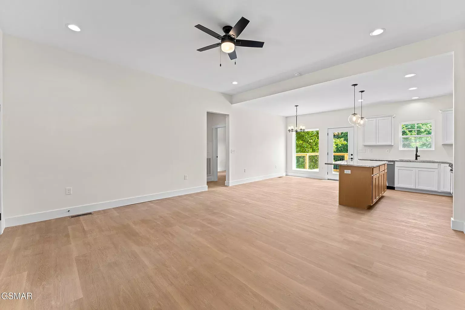 2319 Geraldine Way