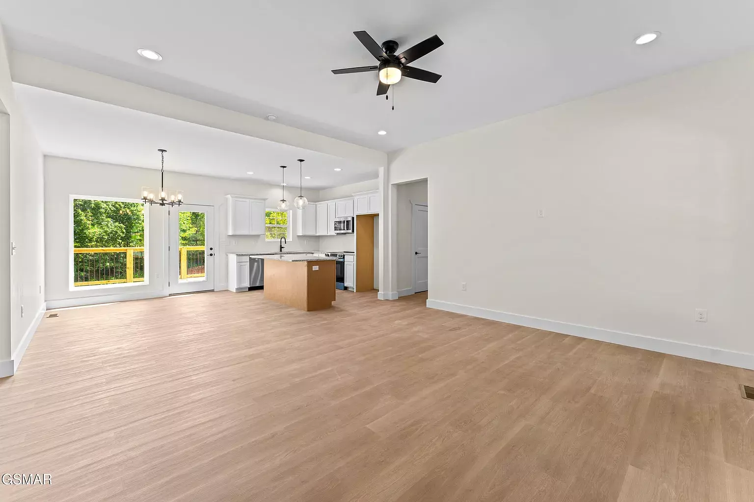 2319 Geraldine Way