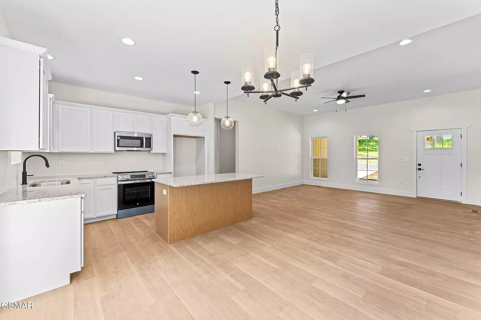 2319 Geraldine Way