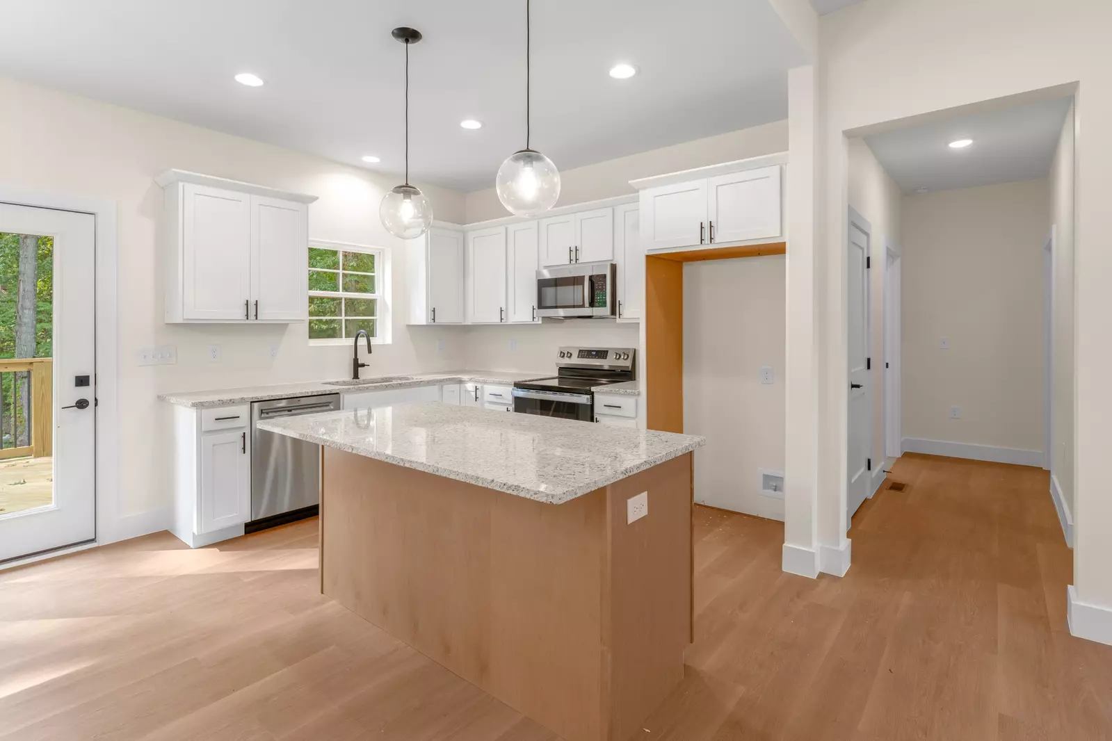 2326 Geraldine Way