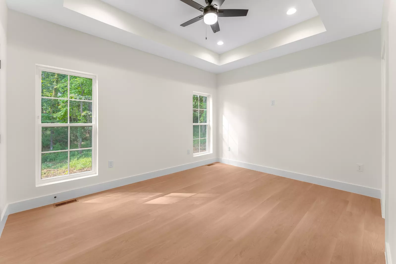 2326 Geraldine Way
