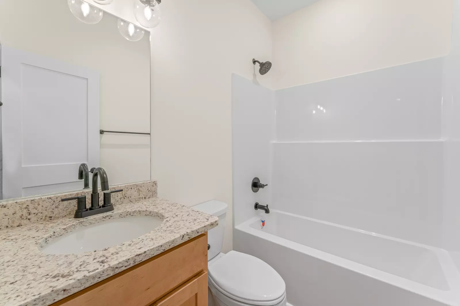 2326 Geraldine Way