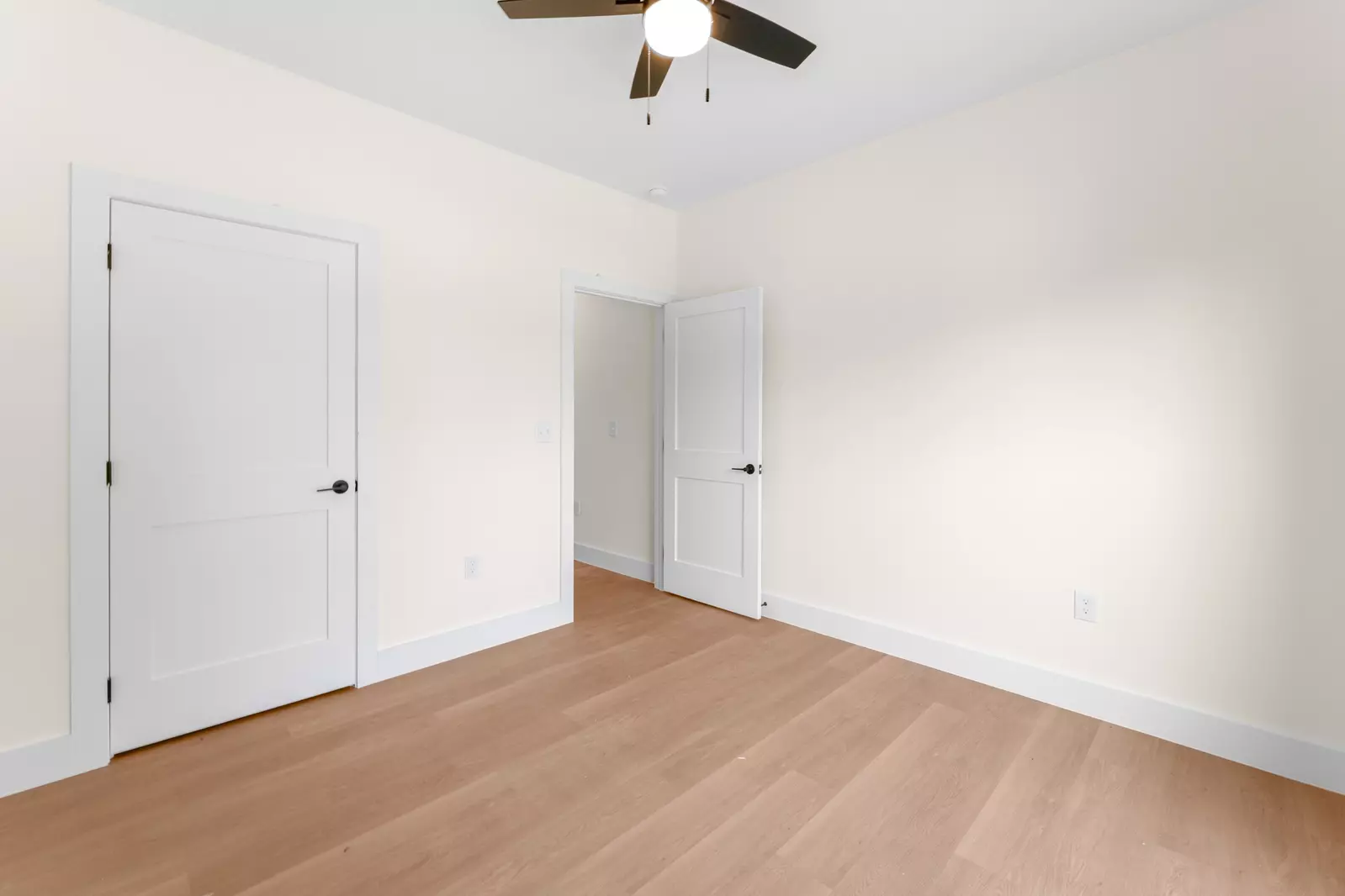 2326 Geraldine Way