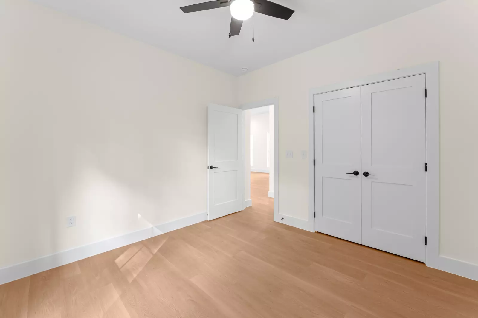 2326 Geraldine Way
