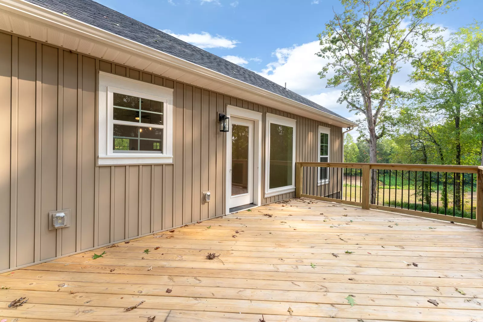 2326 Geraldine Way