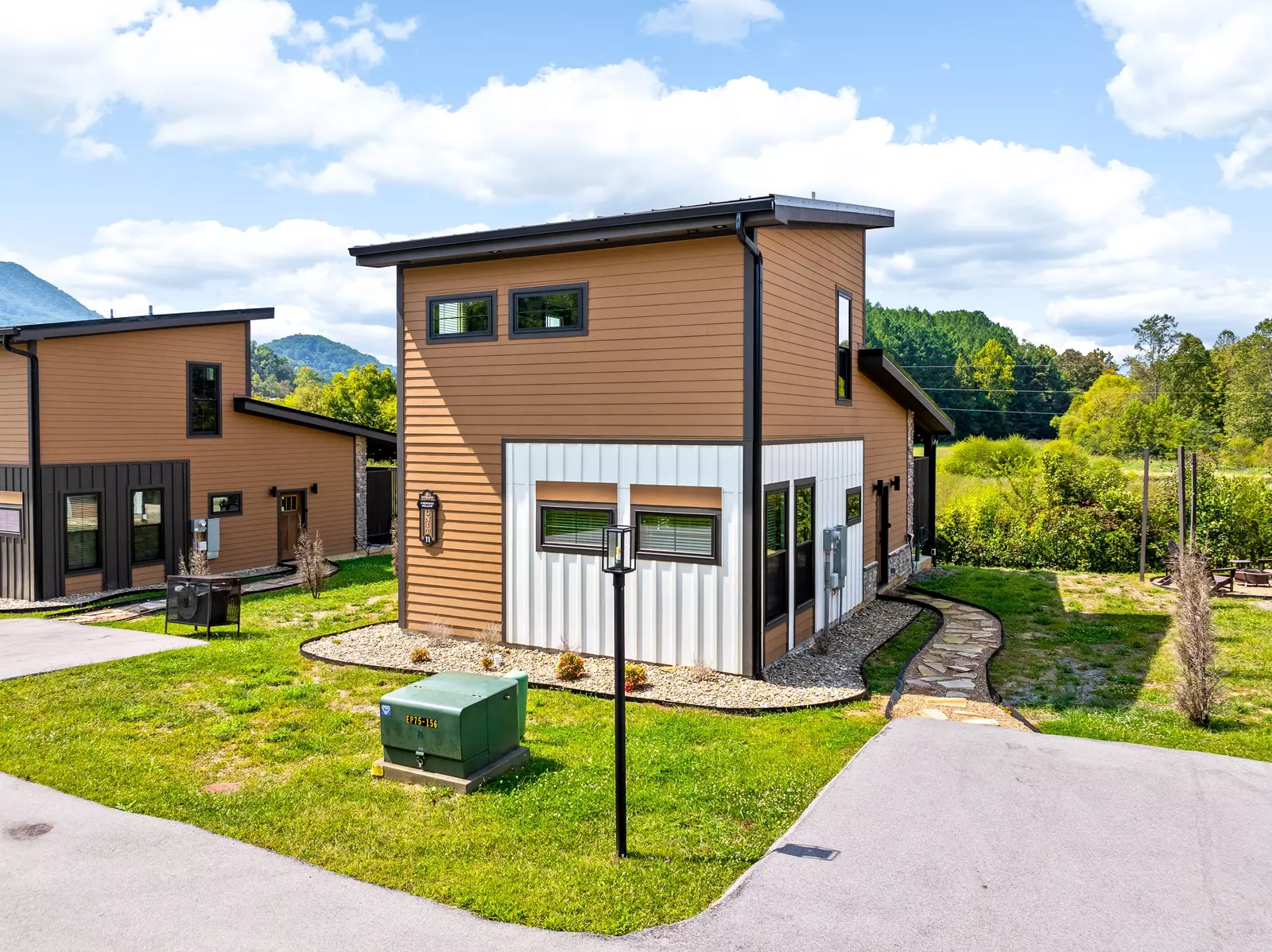 984 Goose Gap Rd #2