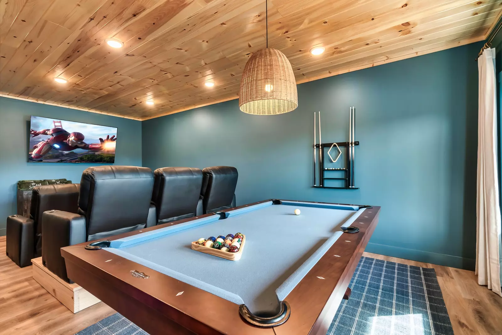 1279 Upper Middle Creek