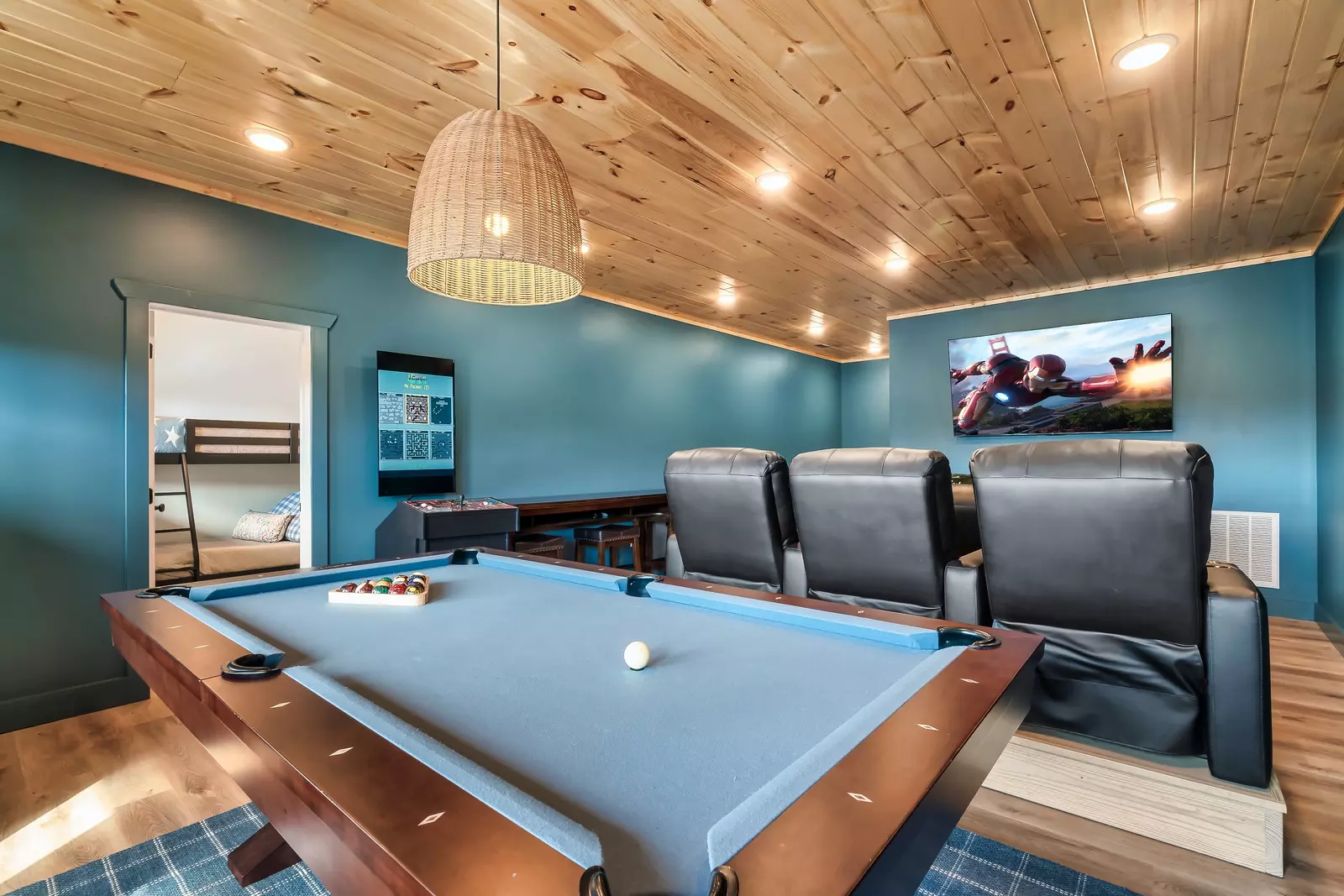 1279 Upper Middle Creek