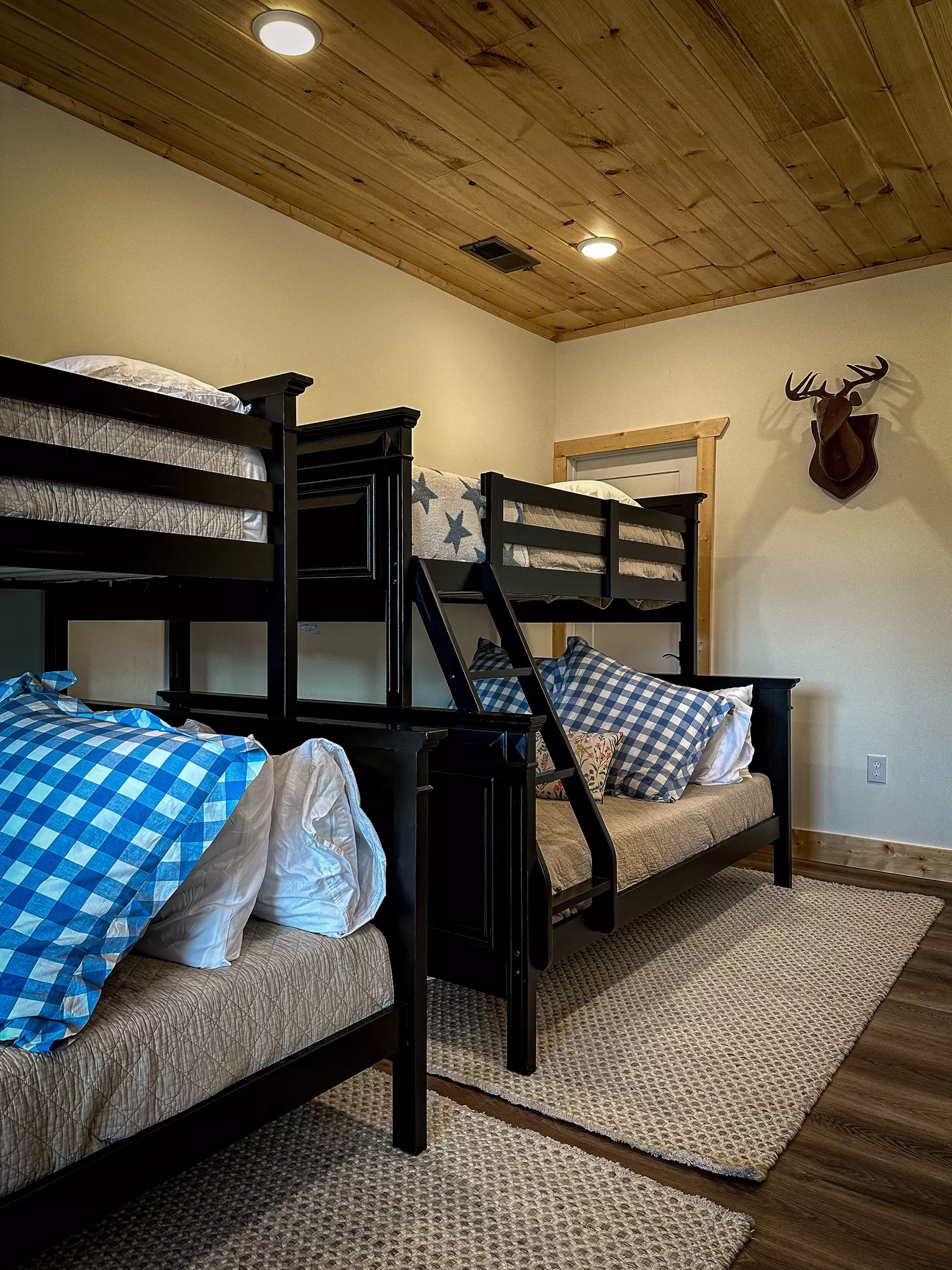 1279 Upper Middle Creek