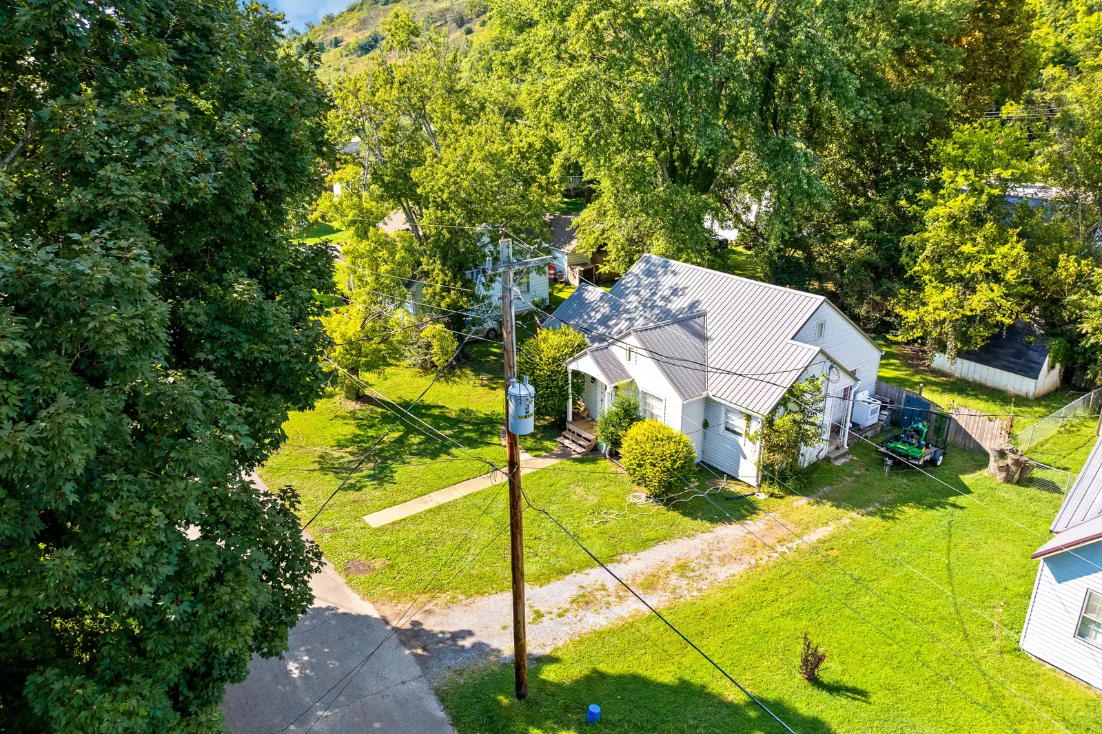302 Jackson St