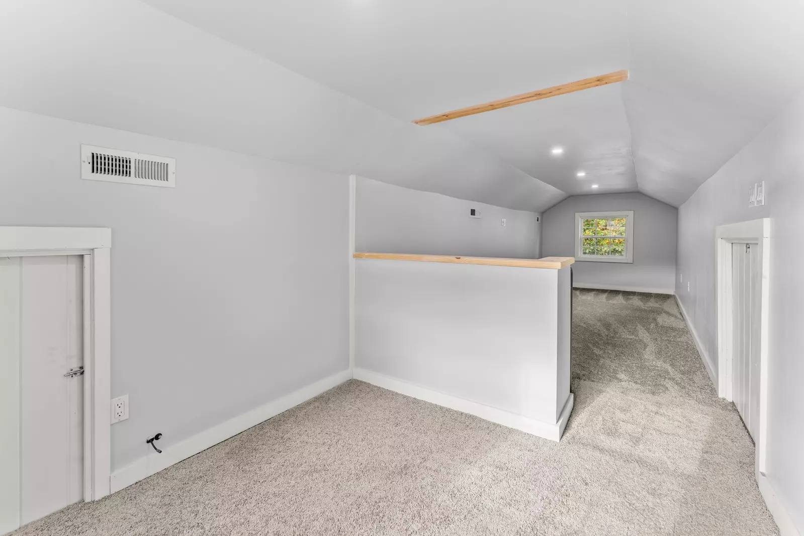 310 Two View Rd